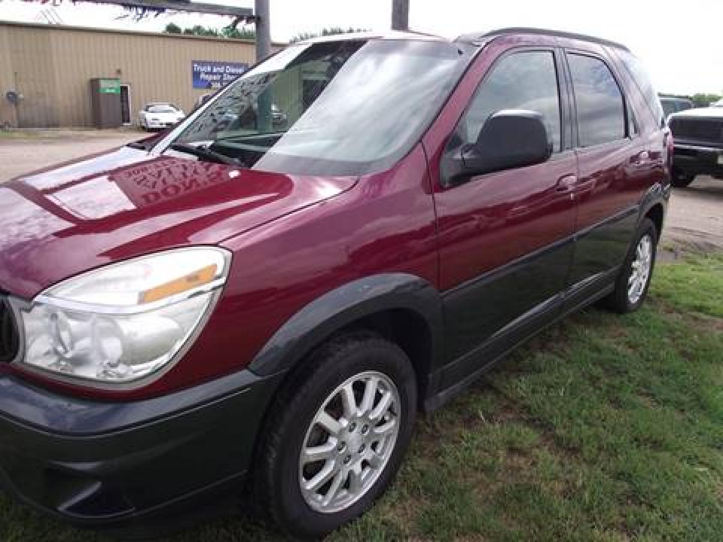 2005 Buick Rendezvous CX (3G5DA03E35S) with an 3.4L V6 OHV 12V engine, 4-Speed Automatic Overdrive transmission, located at 1 autoStrada Way, Portland , OR, 97212, (111) 111-1111, 0.000000, 0.000000 - Photo#18